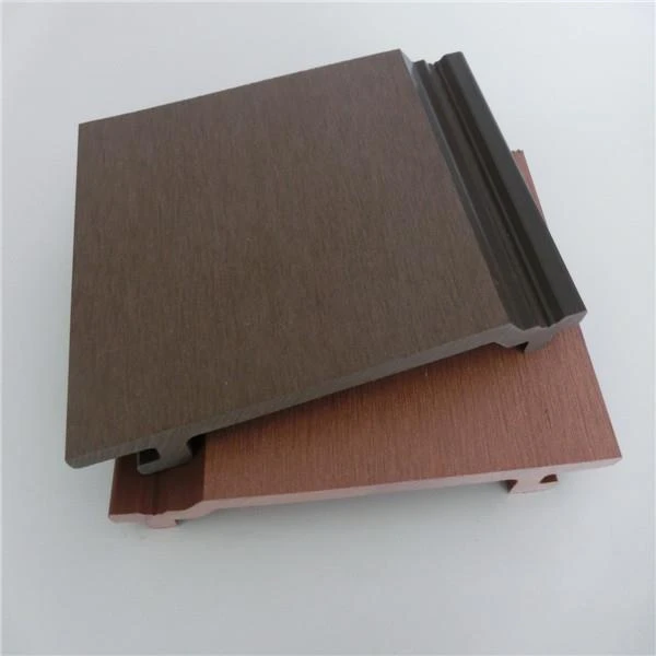 Plastic Wood Outdoor Flooring